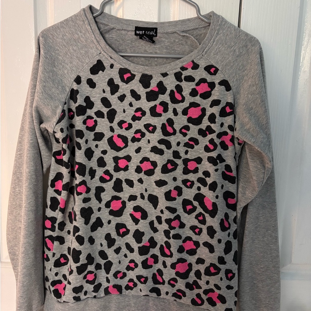 Wet Seal Gray Animal Print Top
